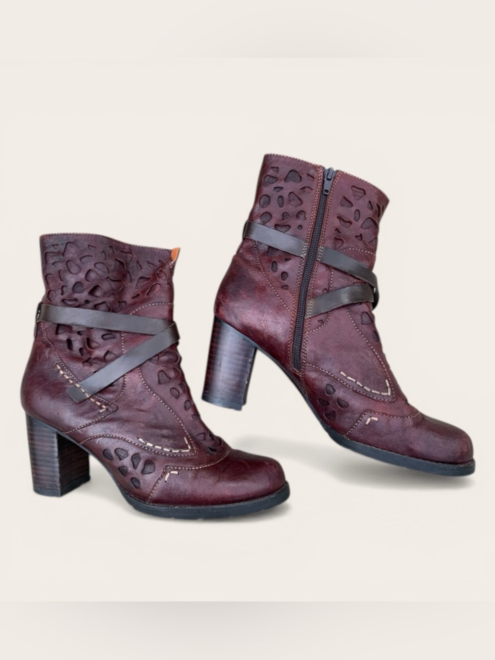 Everybody by BZ Moda Women’s Burgundy Leather Cutout Ankle Boots EU 38.5 US 8.5